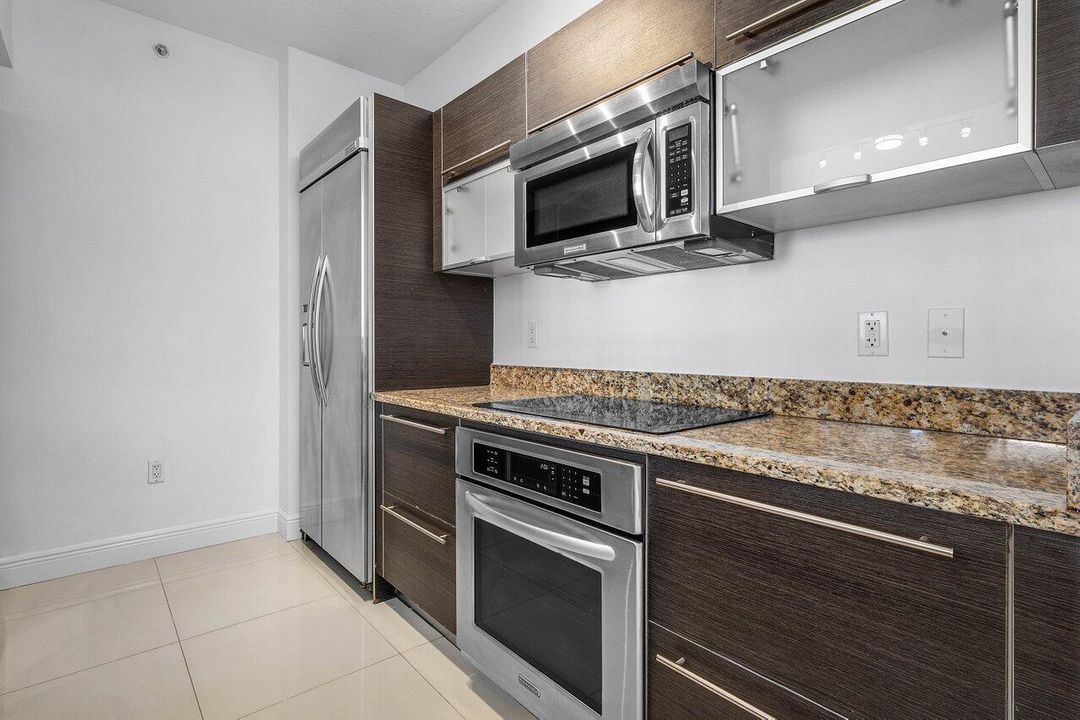 Activo con contrato: $745,000 (2 camas, 2 baños, 1226 Pies cuadrados)