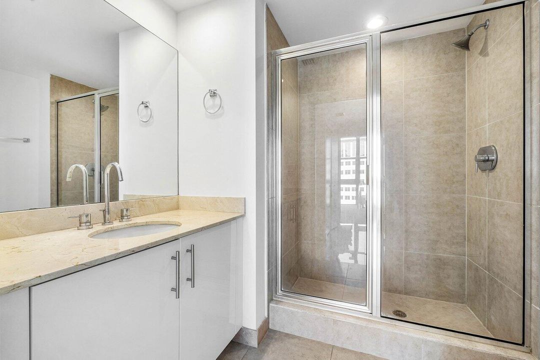 Activo con contrato: $745,000 (2 camas, 2 baños, 1226 Pies cuadrados)