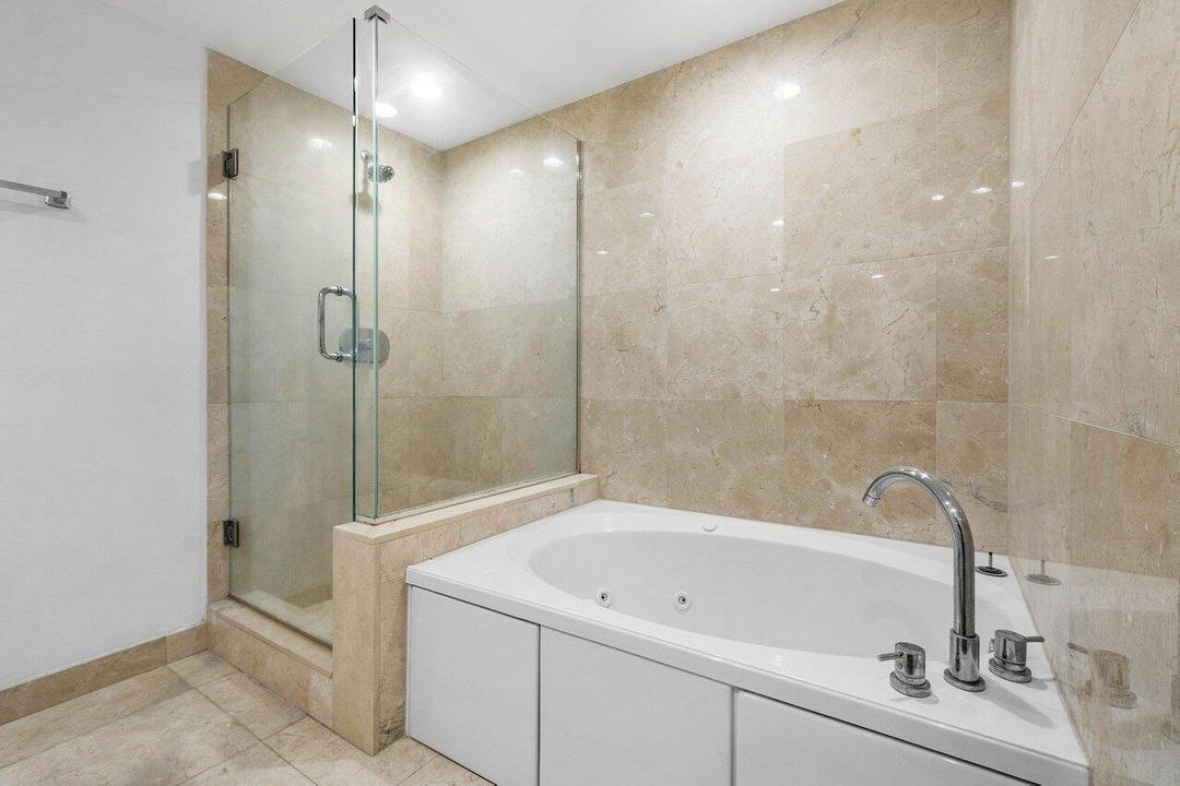 Activo con contrato: $745,000 (2 camas, 2 baños, 1226 Pies cuadrados)