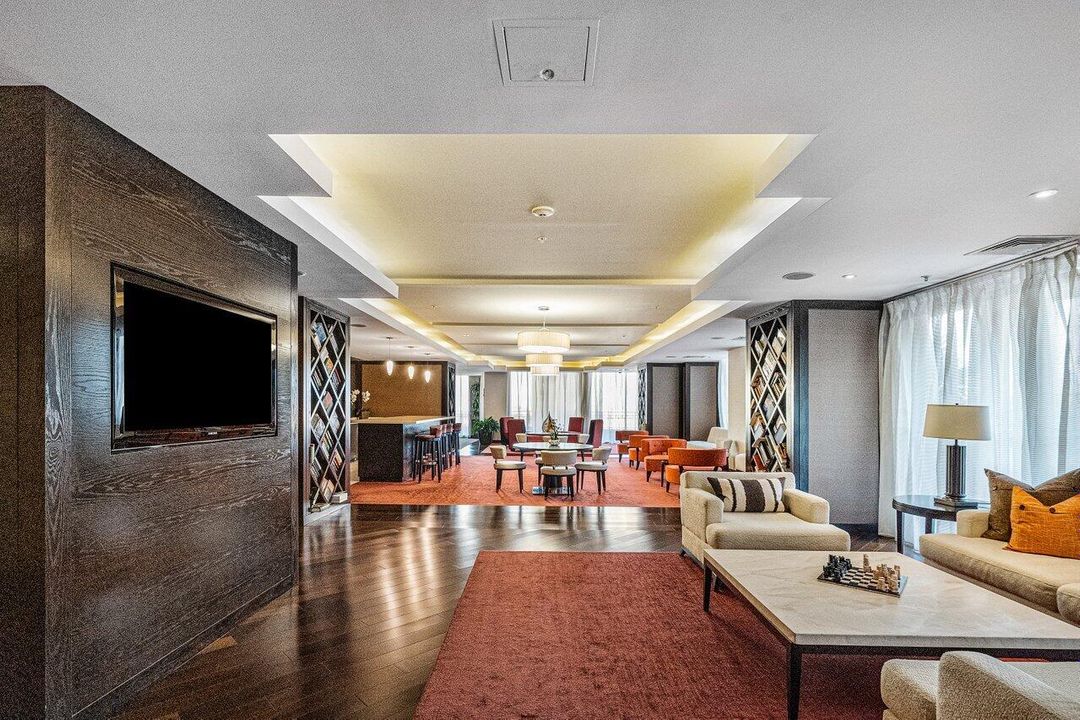 Activo con contrato: $745,000 (2 camas, 2 baños, 1226 Pies cuadrados)