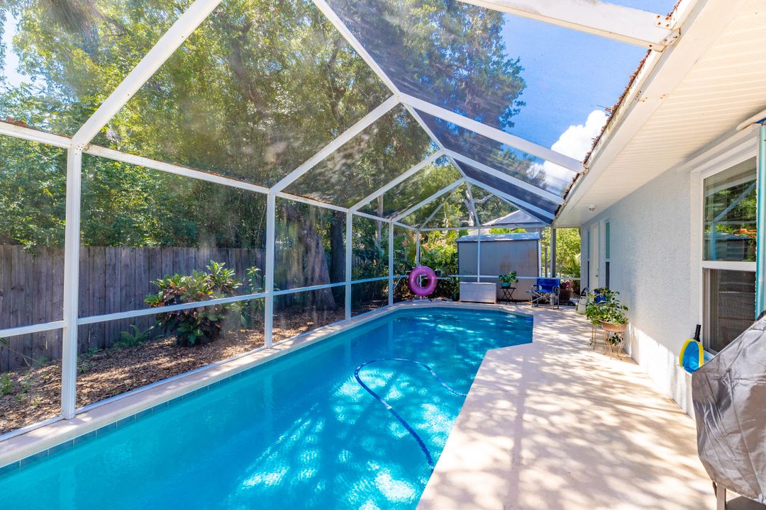 En Venta: $850,000 (3 camas, 2 baños, 2468 Pies cuadrados)