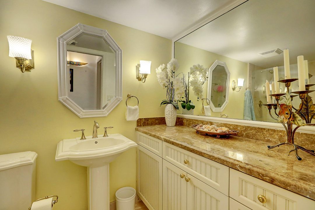 Active With Contract: $7,500 (2 beds, 2 baths, 1400 Square Feet)