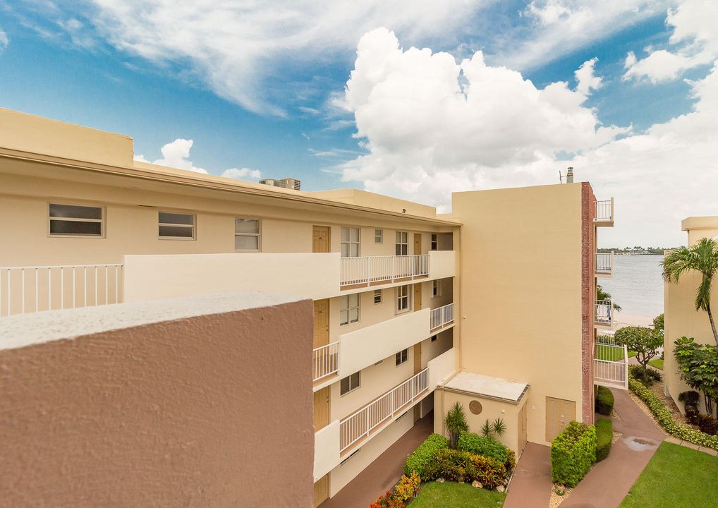 待售: $129,900 (1 贝兹, 1 浴室, 577 平方英尺)