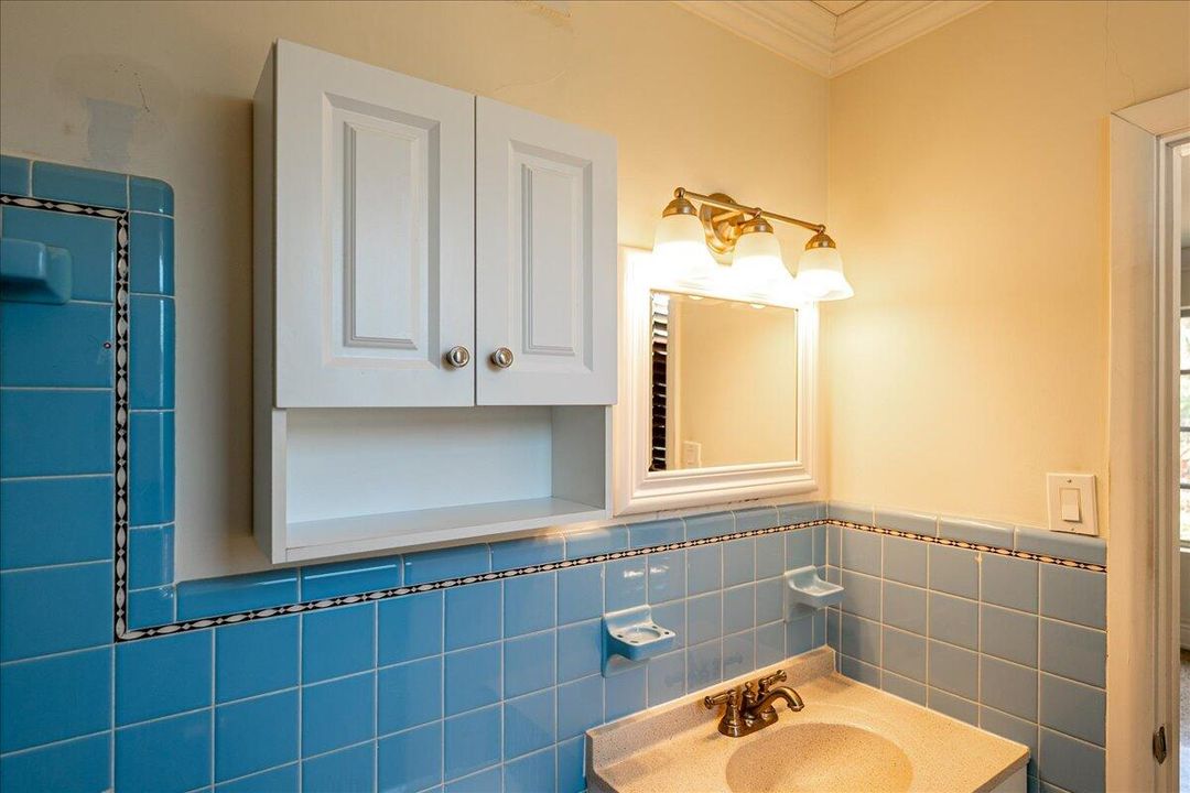 En Venta: $845,000 (2 camas, 2 baños, 1372 Pies cuadrados)