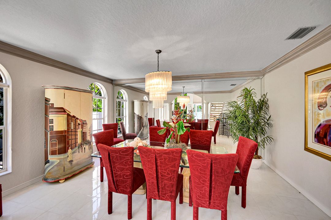 For Sale: $1,650,000 (3 beds, 2 baths, 2701 Square Feet)