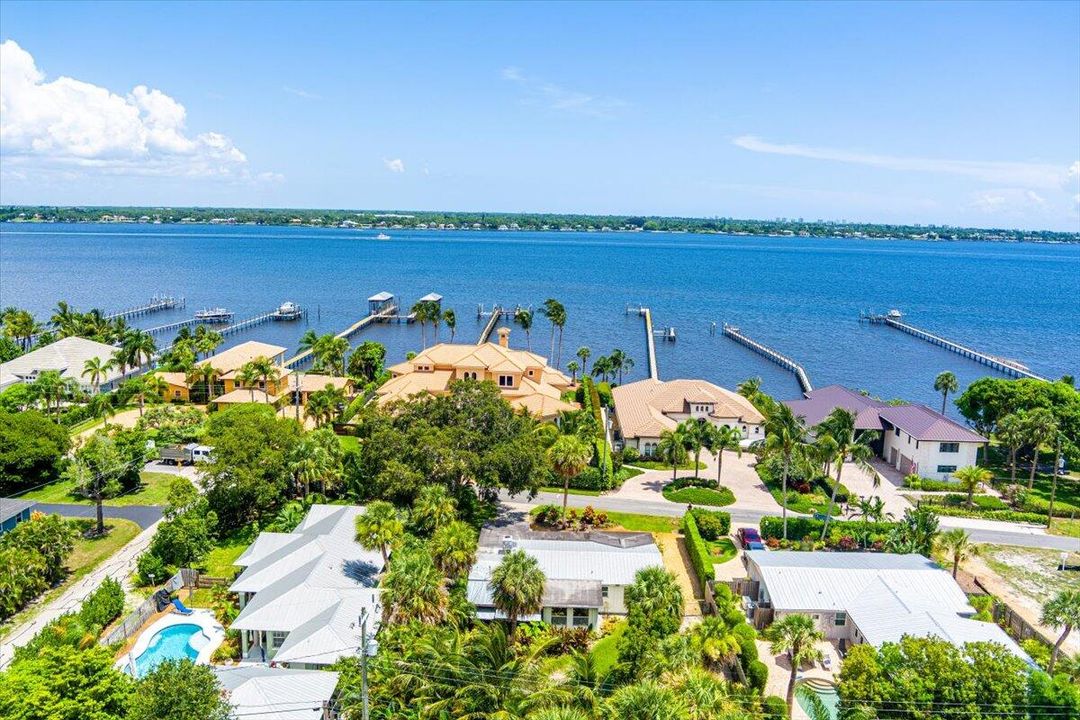 En Venta: $845,000 (2 camas, 2 baños, 1372 Pies cuadrados)