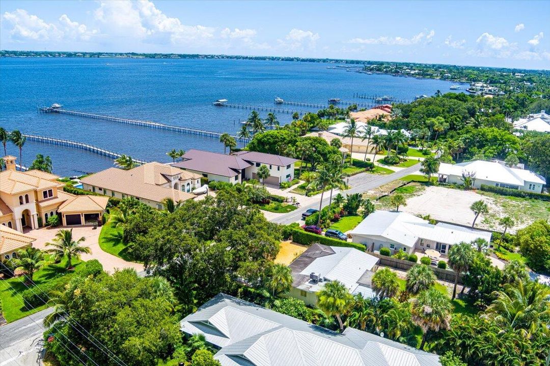 En Venta: $845,000 (2 camas, 2 baños, 1372 Pies cuadrados)