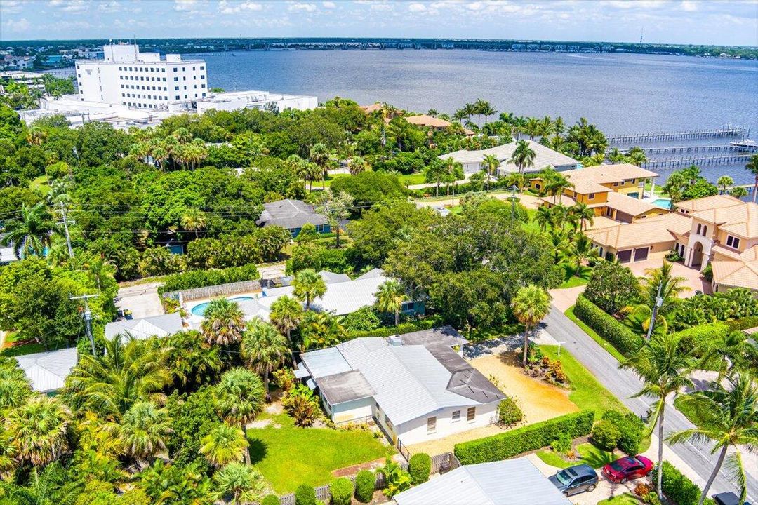 En Venta: $845,000 (2 camas, 2 baños, 1372 Pies cuadrados)