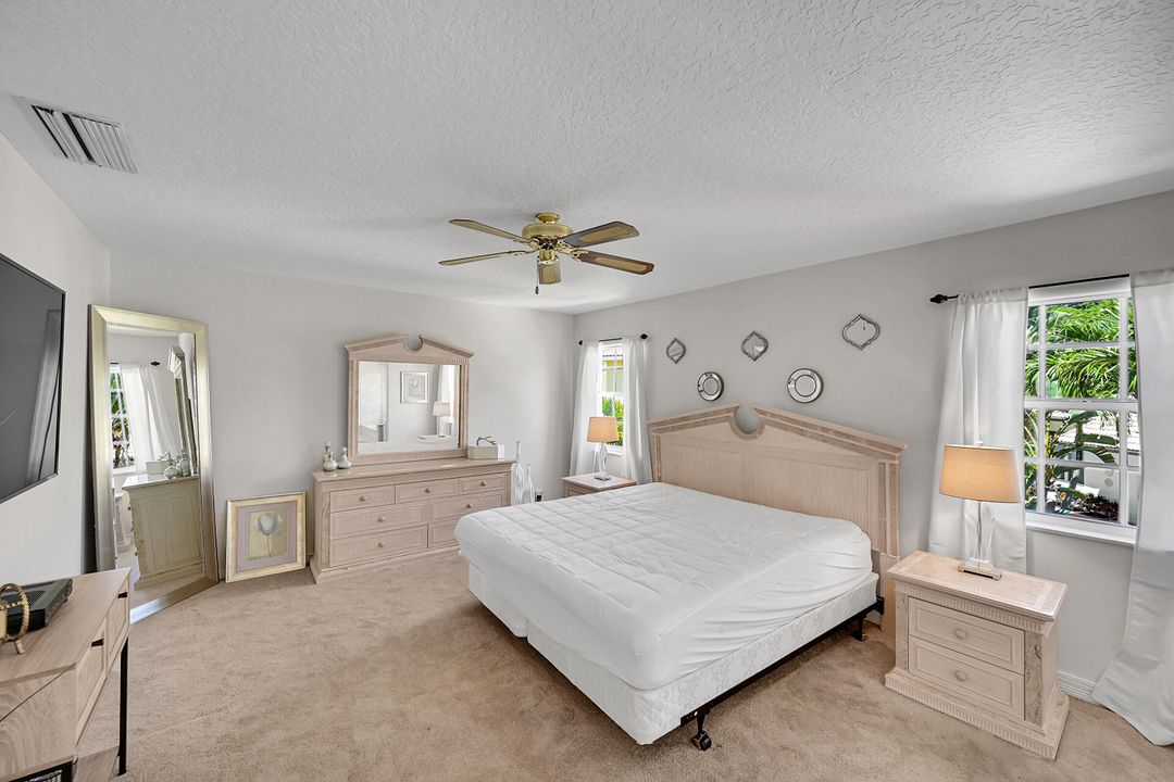 For Sale: $1,650,000 (3 beds, 2 baths, 2701 Square Feet)