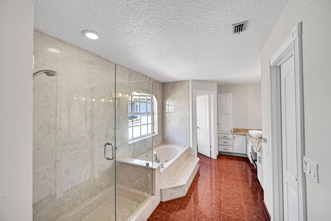 For Sale: $1,650,000 (3 beds, 2 baths, 2701 Square Feet)