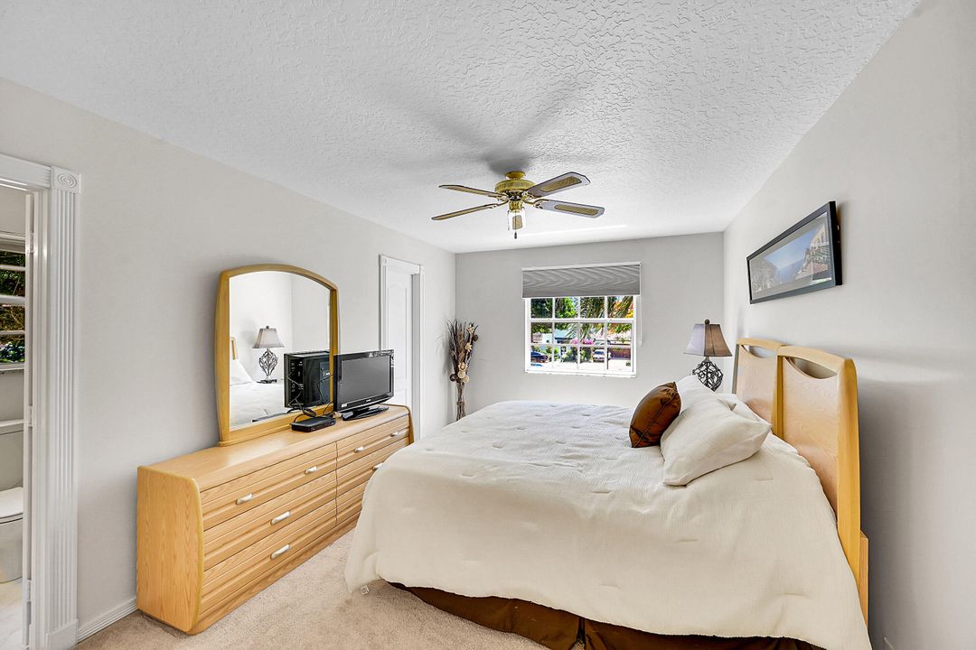 For Sale: $1,650,000 (3 beds, 2 baths, 2701 Square Feet)