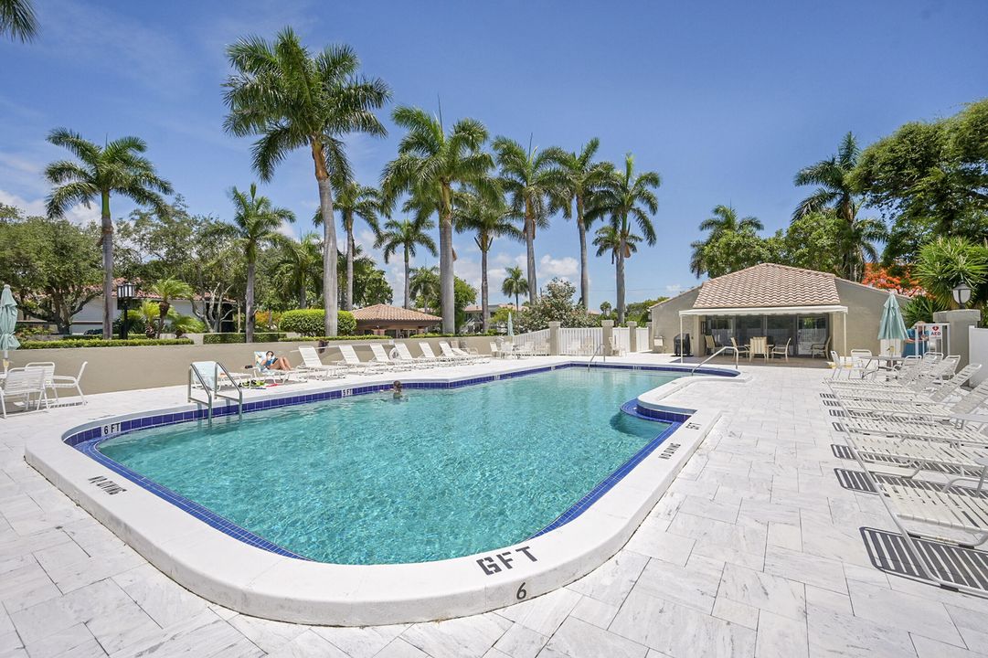 For Sale: $1,650,000 (3 beds, 2 baths, 2701 Square Feet)