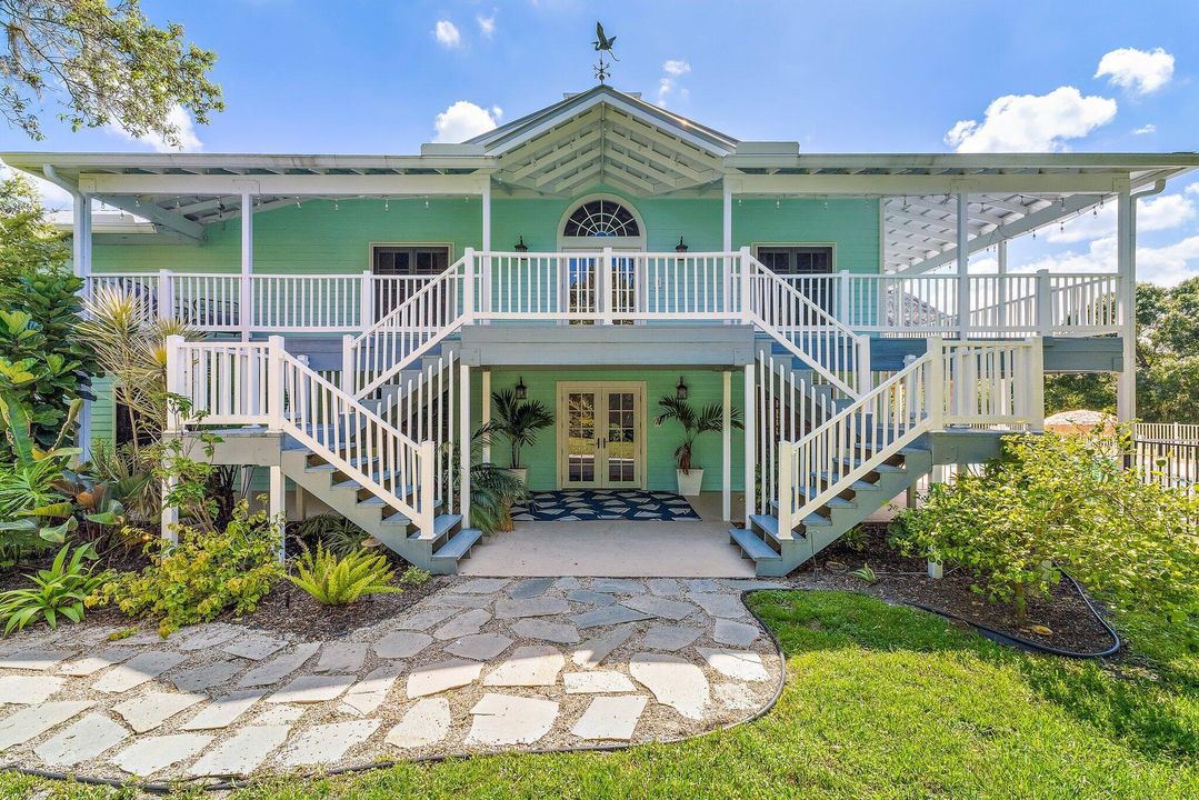 Activo con contrato: $1,390,000 (5 camas, 4 baños, 4483 Pies cuadrados)