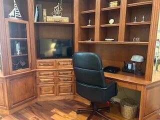 For Rent: $17,000 (3 beds, 4 baths, 2676 Square Feet)