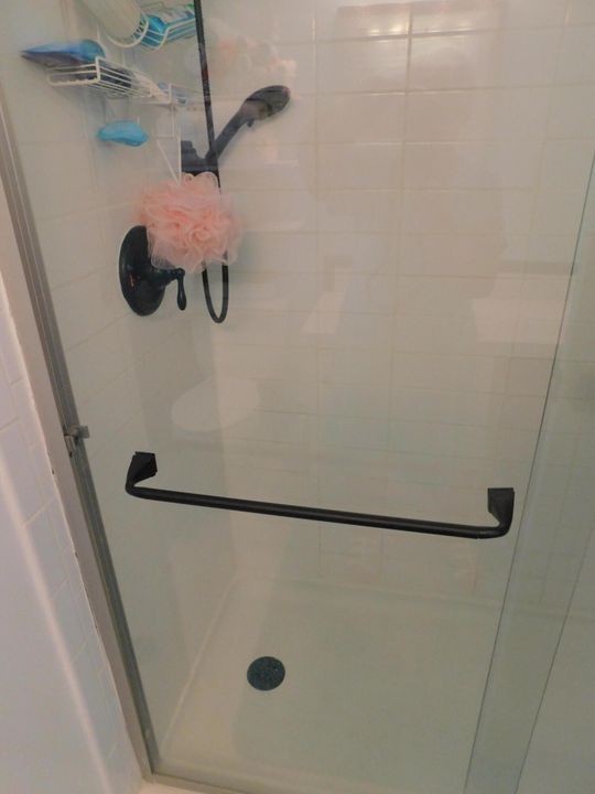 For Sale: $72,900 (2 beds, 2 baths, 960 Square Feet)