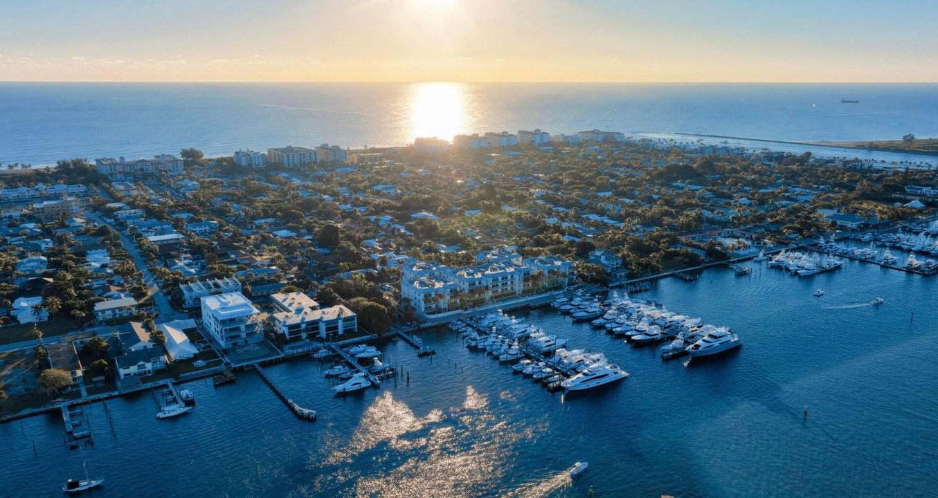 For Sale: $1,250,000 (2 beds, 2 baths, 1823 Square Feet)