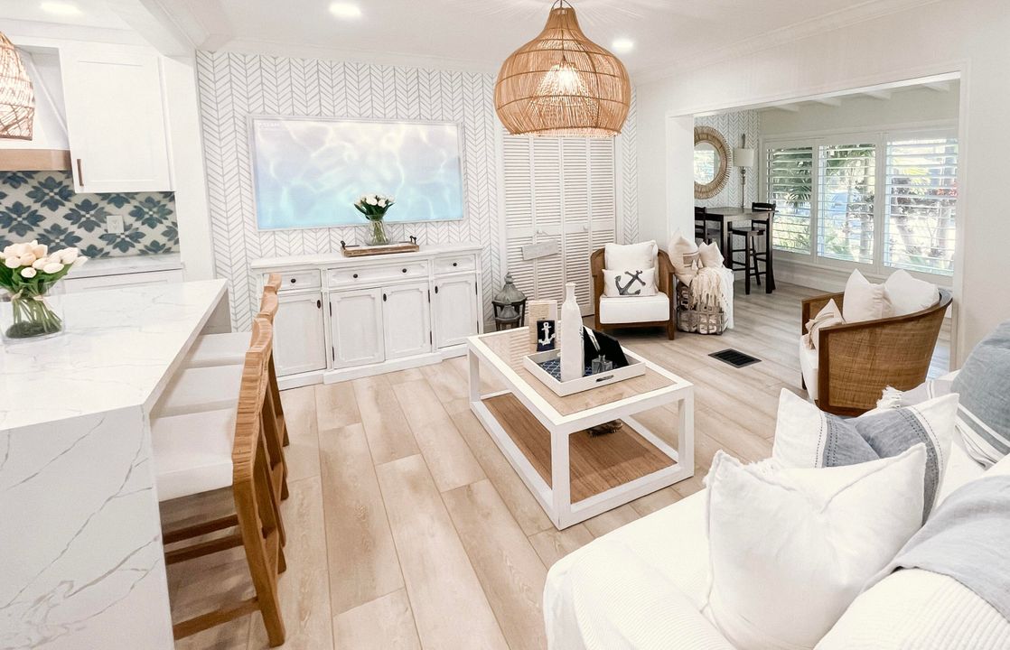 For Rent: $15,000 (2 beds, 2 baths, 1844 Square Feet)