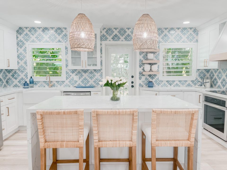 For Rent: $15,000 (2 beds, 2 baths, 1844 Square Feet)