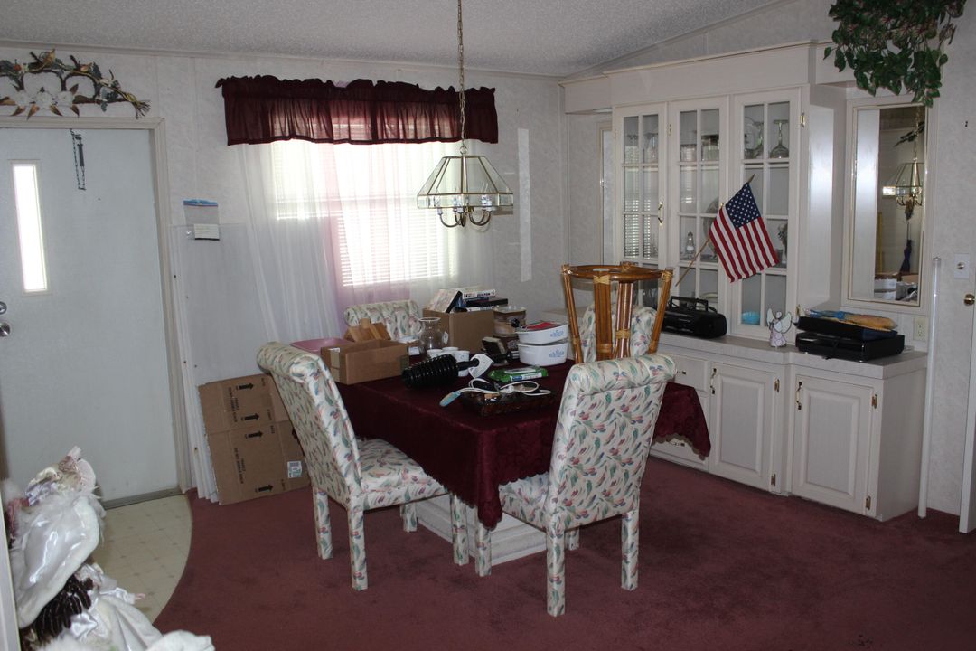 待售: $29,995 (2 贝兹, 2 浴室, 1056 平方英尺)