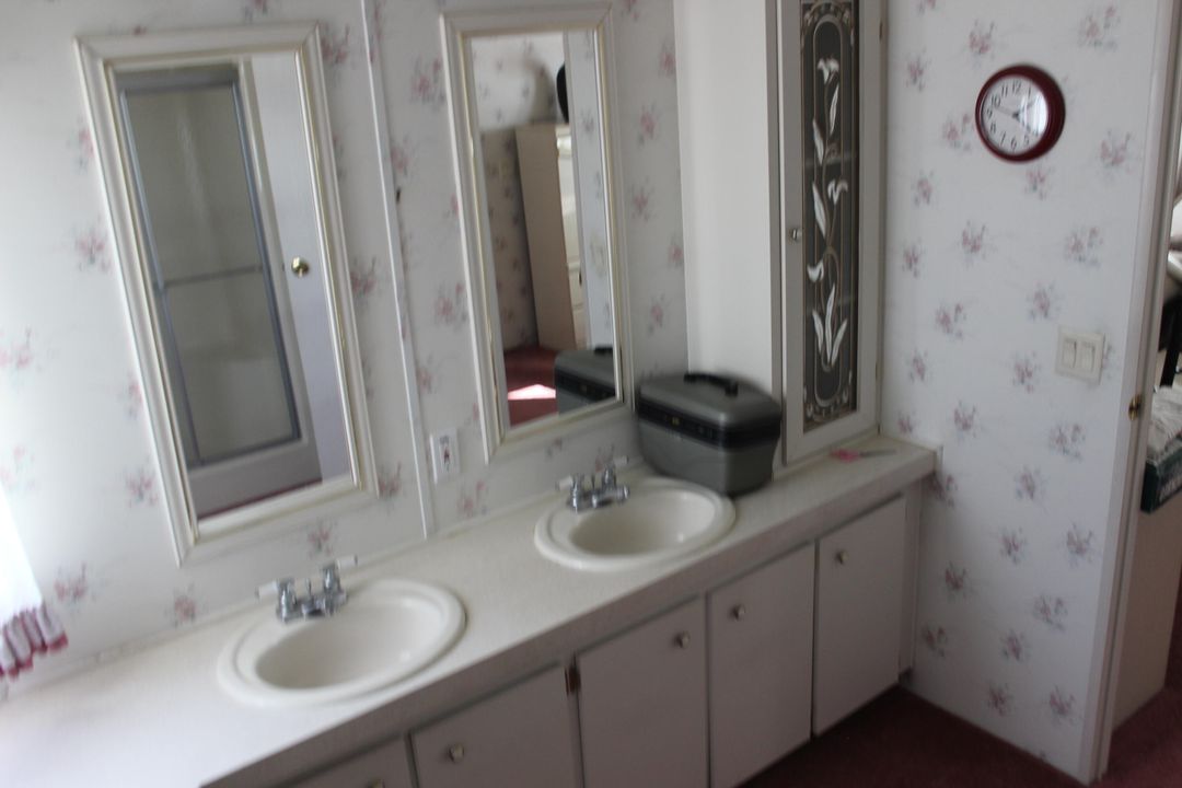 待售: $29,995 (2 贝兹, 2 浴室, 1056 平方英尺)