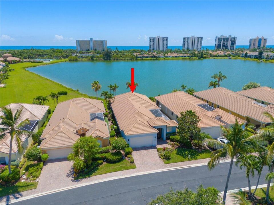 For Sale: $679,000 (3 beds, 3 baths, 2209 Square Feet)