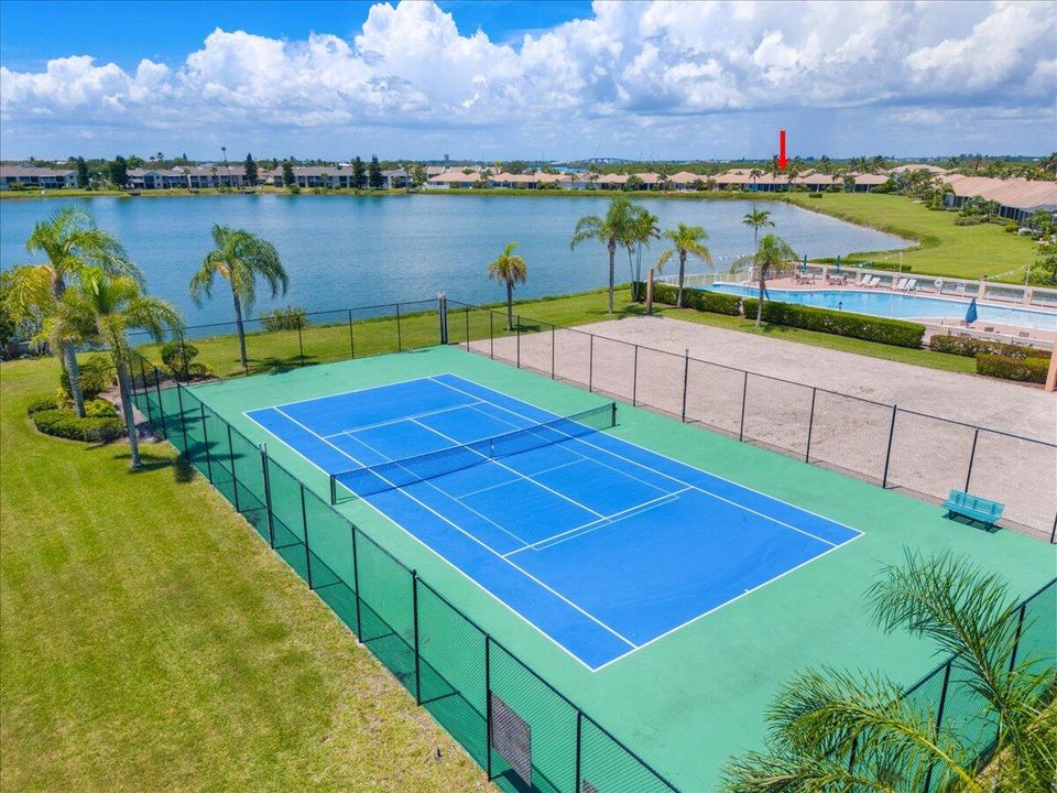 For Sale: $679,000 (3 beds, 3 baths, 2209 Square Feet)