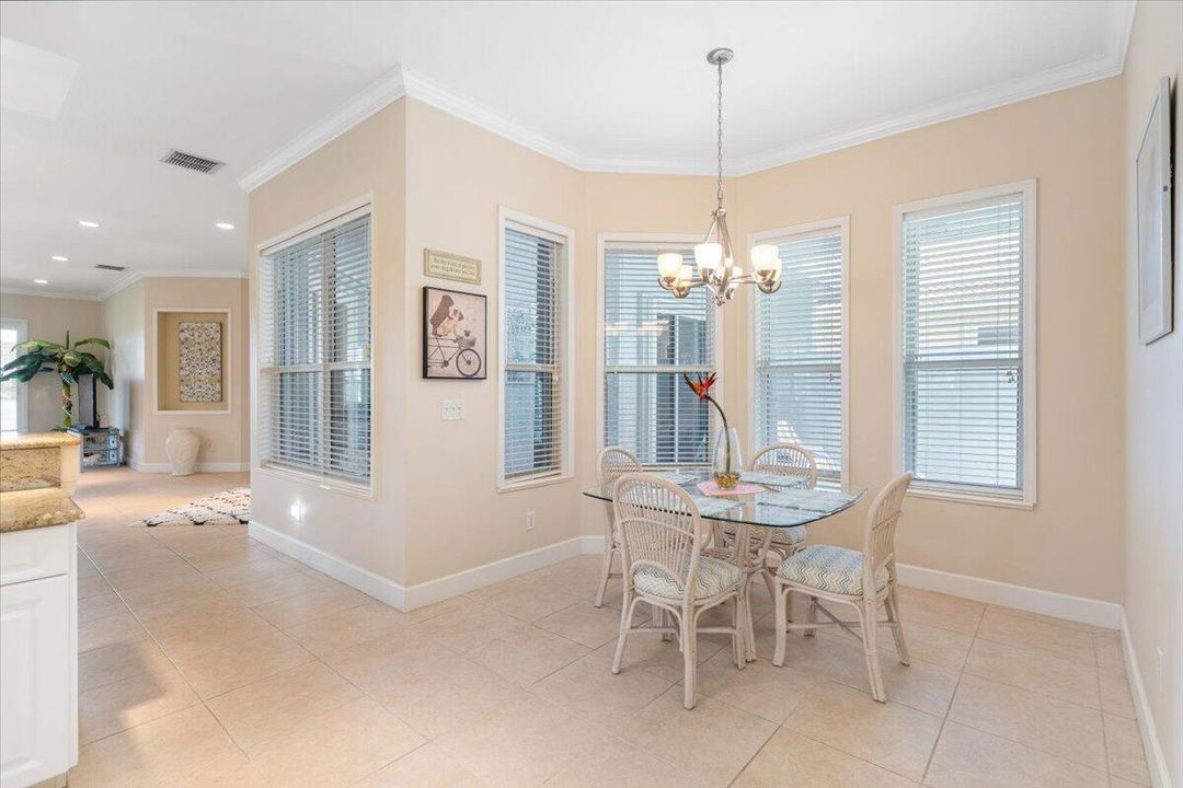 For Sale: $679,000 (3 beds, 3 baths, 2209 Square Feet)