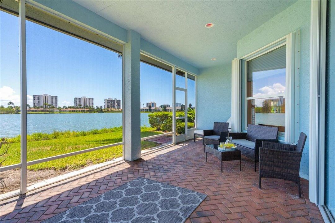 For Sale: $679,000 (3 beds, 3 baths, 2209 Square Feet)