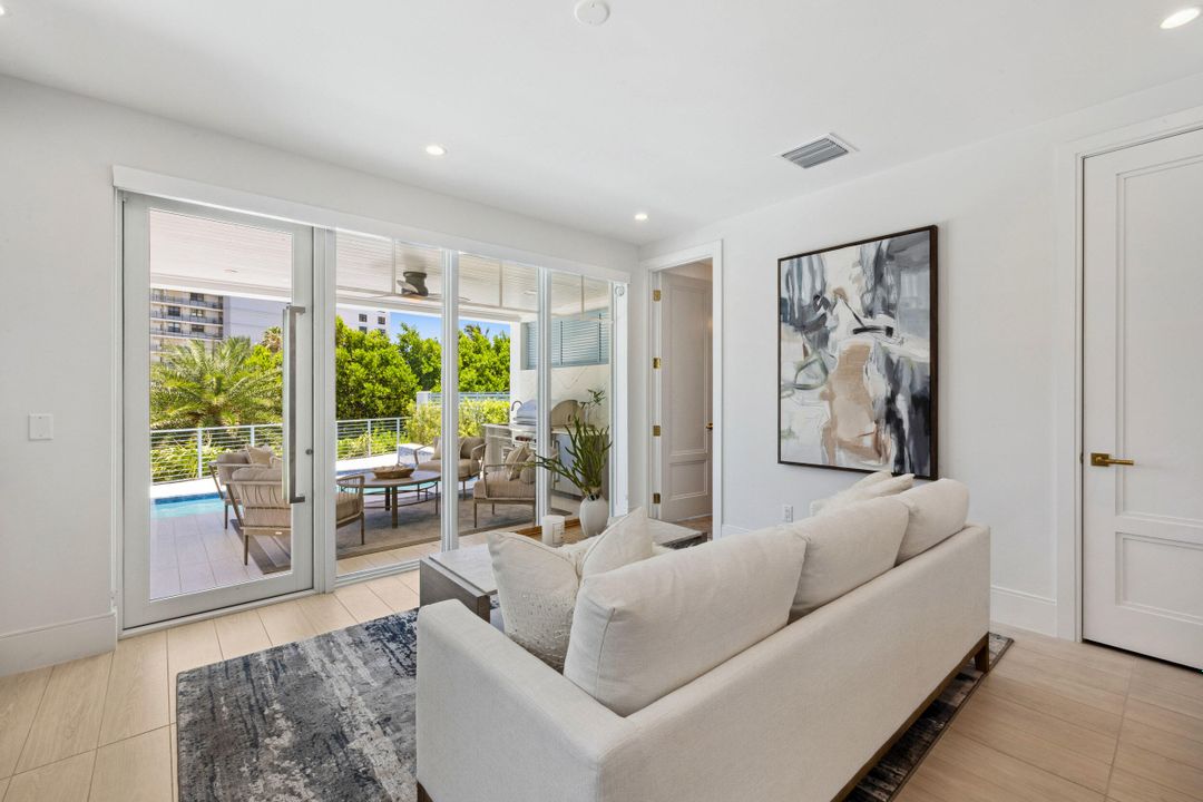 En Venta: $5,375,000 (4 camas, 4 baños, 4219 Pies cuadrados)