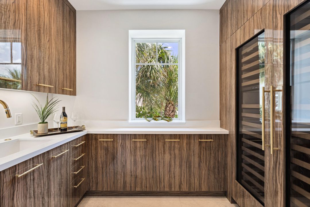 En Venta: $5,375,000 (4 camas, 4 baños, 4219 Pies cuadrados)