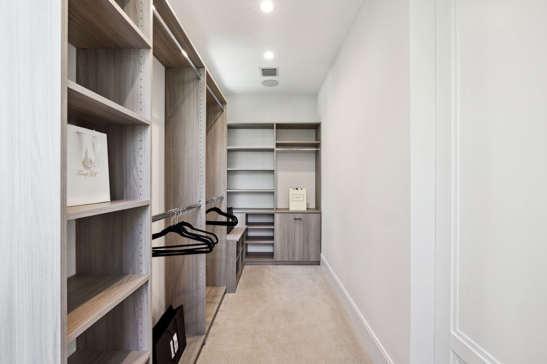 En Venta: $5,375,000 (4 camas, 4 baños, 4219 Pies cuadrados)