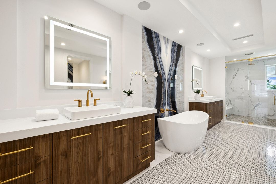 En Venta: $5,375,000 (4 camas, 4 baños, 4219 Pies cuadrados)