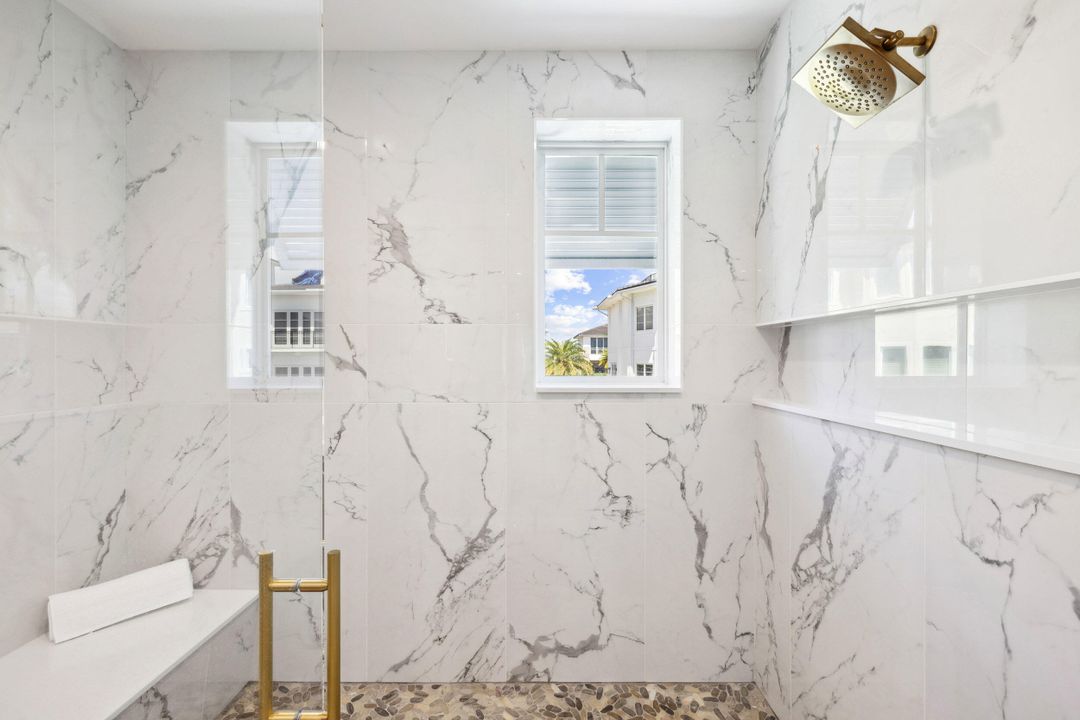 En Venta: $5,375,000 (4 camas, 4 baños, 4219 Pies cuadrados)