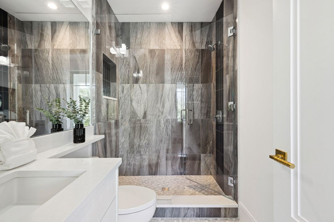 En Venta: $5,375,000 (4 camas, 4 baños, 4219 Pies cuadrados)