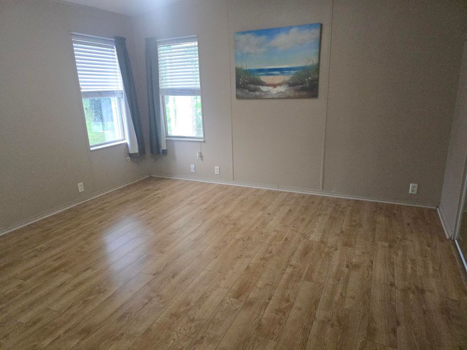 En Venta: $34,900 (2 camas, 2 baños, 936 Pies cuadrados)