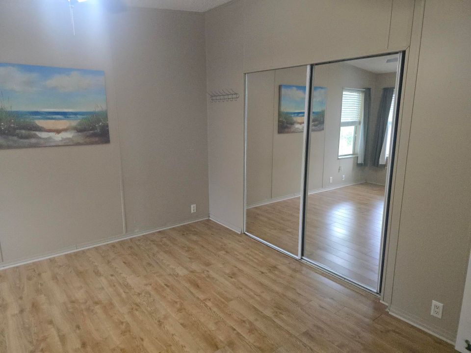 En Venta: $34,900 (2 camas, 2 baños, 936 Pies cuadrados)