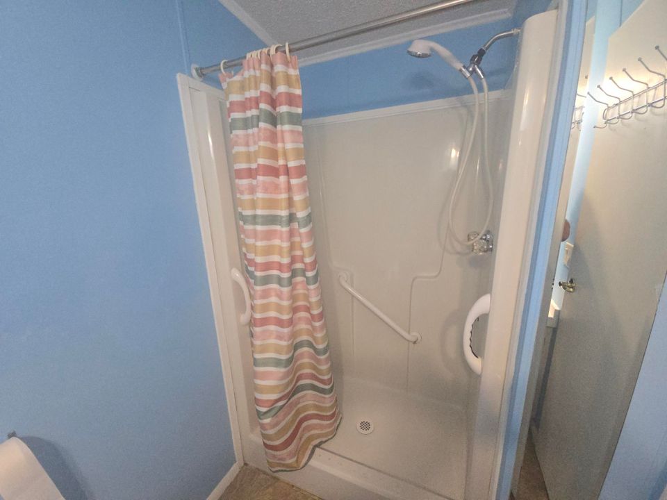 En Venta: $34,900 (2 camas, 2 baños, 936 Pies cuadrados)