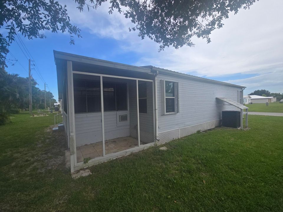 En Venta: $34,900 (2 camas, 2 baños, 936 Pies cuadrados)