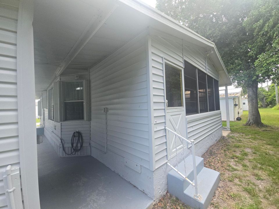 En Venta: $34,900 (2 camas, 2 baños, 936 Pies cuadrados)