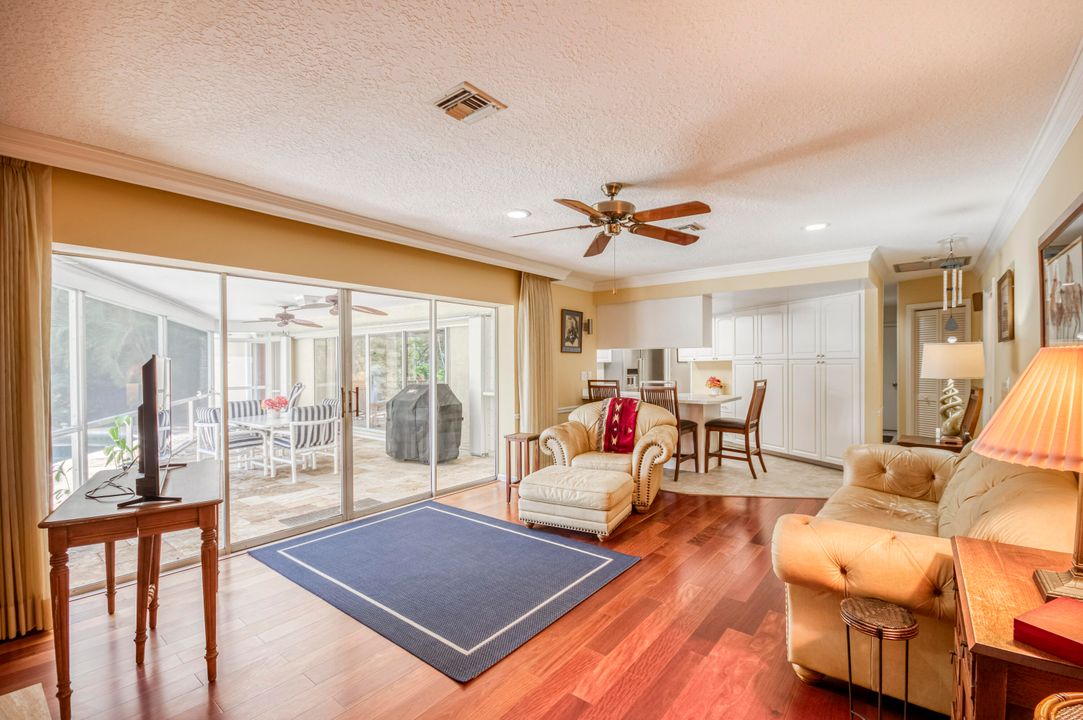 待售: $779,000 (4 贝兹, 3 浴室, 2595 平方英尺)