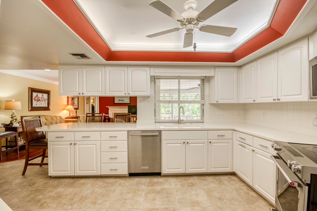 待售: $779,000 (4 贝兹, 3 浴室, 2595 平方英尺)