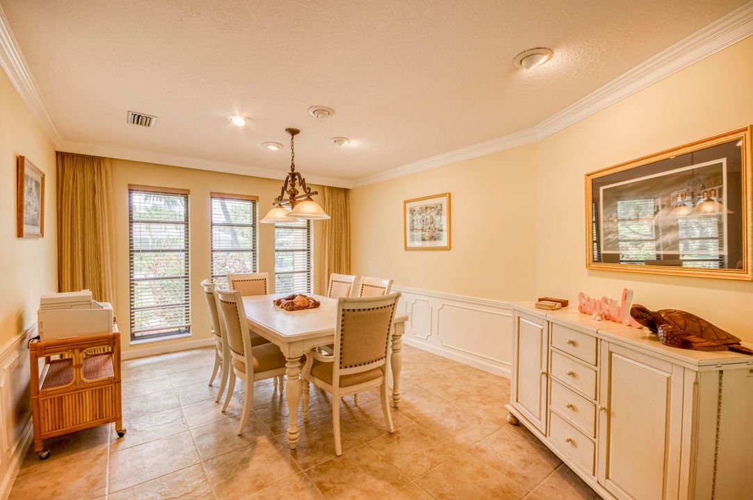 待售: $779,000 (4 贝兹, 3 浴室, 2595 平方英尺)