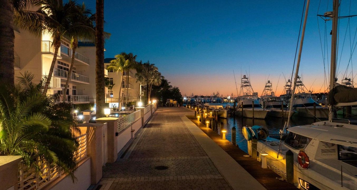 На продажу: $3,950,000 (2 спален, 3 ванн, 2662 Квадратных фут)