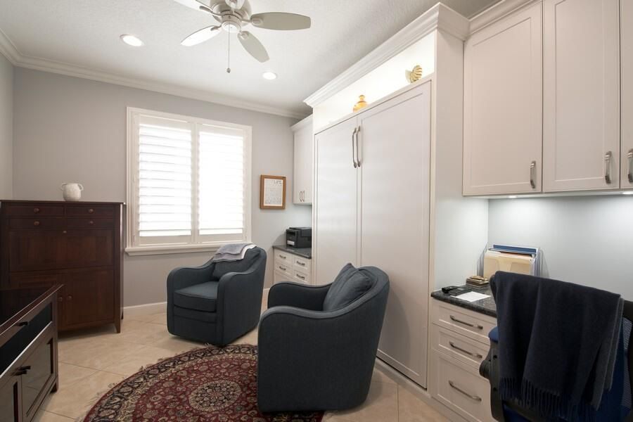 Active With Contract: $6,000 (2 beds, 2 baths, 1993 Square Feet)