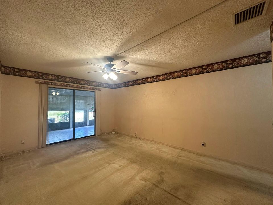 Active With Contract: $375,000 (3 beds, 2 baths, 1868 Square Feet)