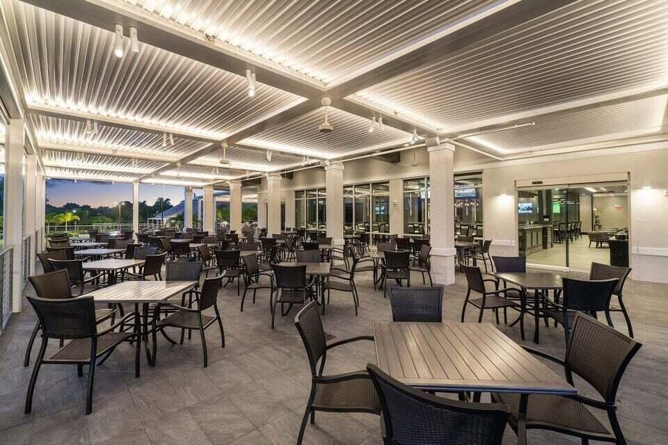 Activo con contrato: $10,750 (3 camas, 3 baños, 2325 Pies cuadrados)