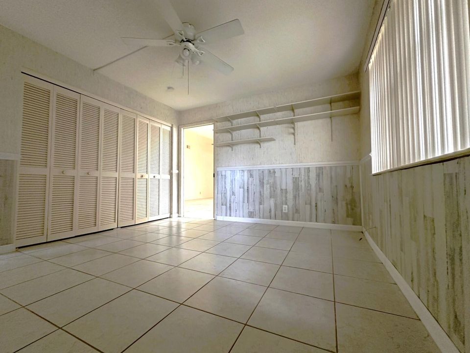 Active With Contract: $375,000 (3 beds, 2 baths, 1868 Square Feet)