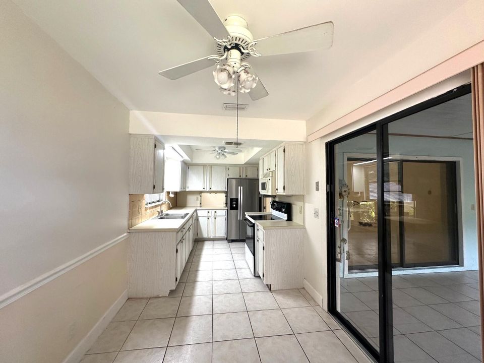 Active With Contract: $375,000 (3 beds, 2 baths, 1868 Square Feet)