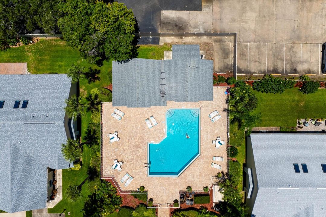 For Rent: $3,500 (3 beds, 2 baths, 1606 Square Feet)