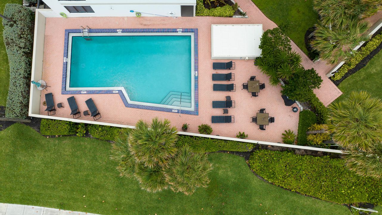 For Rent: $9,995 (2 beds, 2 baths, 1670 Square Feet)